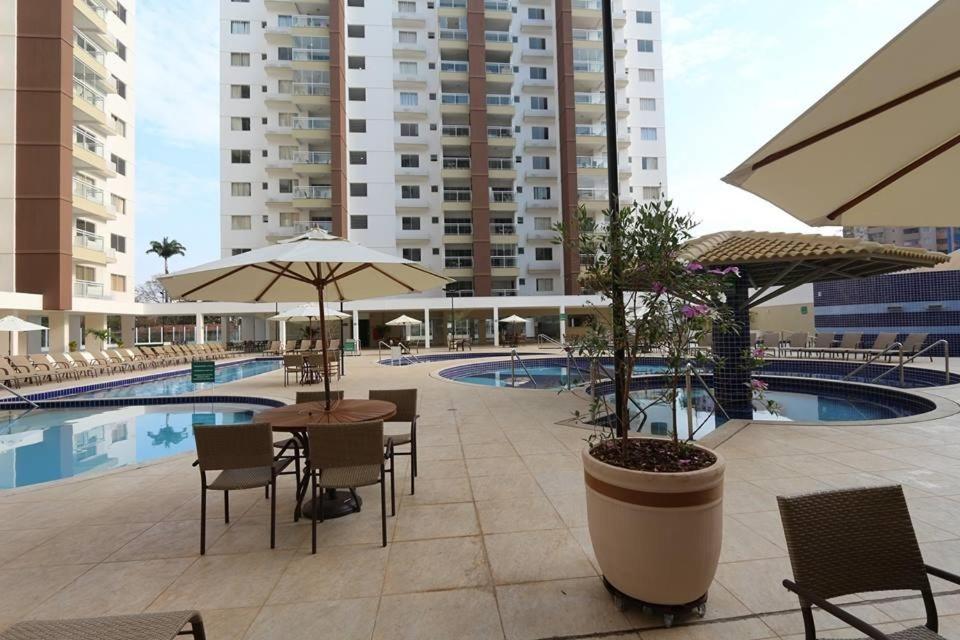 Casa Da Madeira Apartment Caldas Novas Luaran gambar